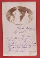 CNE-09 Carte-Photo De 2 élégantes, Selon Texte. Cachet Moutier 1905 Pour Delémont. - Delémont