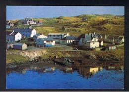 RB 975 - Postcard - The Village On The Island Of Scalpay - Outer Hebrides - Ross & Cromarty - Argyll & Bute Scot - Ross & Cromarty