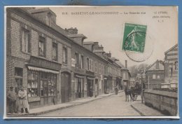 76 - SASSETOT Le MAUCONDUIT --  La Grande Rue - Offranville