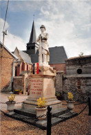 80.  NOYELLES.   LE MONUMENT AUX MORTS.   TRES GROS PLAN.   EXEMPLAIRE UNIQUE. - Noyelles-sur-Mer