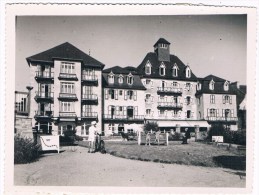 *2685*  TREBEURDEN : Grand Hotel Bellevue - Facade Principale - Lannion