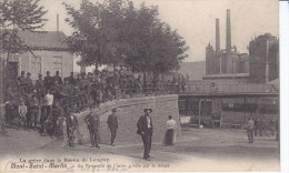 MONT SAINT MARTIN, Greve, La Passerelle Gardee Par La Troupe, Non Circulee - Mont Saint Martin