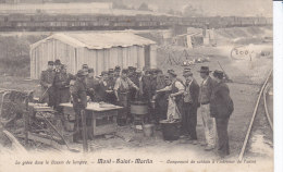 MONT SAINT MARTIN, Greve, Campement Des Soldats Dans L'usine, Non Circulee - Mont Saint Martin