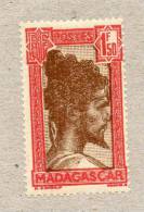 MADAGASCAR : Chef Sakalave - Buste D´homme - Hommes - Unused Stamps