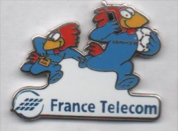 Beau Pin´s En EGF , France Télécom , Football , Coupe Du Monde France 98 , Footix - France Telecom