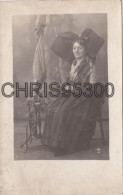 CARTE PHOTO - MOLSHEIM 67 BAS RHIN - ALSACIENNE - COIFFE - COSTUME - ALSACE - Molsheim