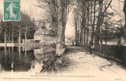 La Ferté-Frênel (61)  Parc De La Baronnie - Le Merlerault