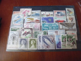 MONACO TIMBRES NEUFS SECOND CHOIX AVEC CHARNIERES OU TRACE - Lots & Serien