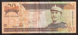 Billet De  20 Pesos De 2002 (2) - República Dominicana