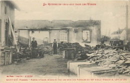 SAINT DIE USINE INCENDIEE PAR LES OBUS DES VANDALES DU 20em SIECLE - Saint Die