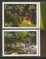 L ´  IRLANDE - L´EUROPE 2011 - SUJET ANNUEL " LES FORÊTS  ;. - SÉRIE  2  Timbres  - DENTELÉE - 2011