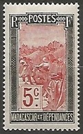 MADAGASCAR N° 131 NEUF - Unused Stamps