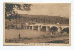 Neuves-maisons (54) : Le Pont Sur La Moselle Et Vue Générale En 1930  PF. - Neuves Maisons