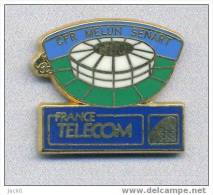 Pin´s  FRANCE  TELECOM,  C F R  MELUN  SENART  Doré  (BALLARD) - France Telecom