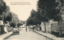 RARE CPA AUMONT AUBRAC LOZERE - L´ENTREE DE LA VILLE - ROUTE DE ST SAINT CHELY - BELLE ANIMATION - - Aumont Aubrac