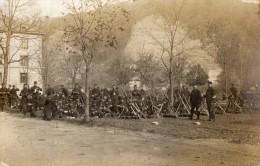 CPA 134 -MILITARIA - Carte Photo - Groupe De Soldats / Militaires à BERTHOUD - Berthoud