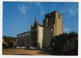 $ CP RENAULT 4 L, ANCIENNES VOITURES EGLISE DE MONCOUTANT 79 DEUX-SEVRES - Moncoutant