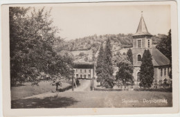 Slenaken - Dorpsgezicht : Met Café De La Frontiere En Kerk (1950) - Limburg , Nederland/Holland - Slenaken