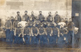 CPA 154 - MILITARIA - Carte Photo - Soldats / Militaires Du 10e Régiment De Chasseurs / CAVALERIE - Regiments