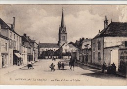 51 - Mourmelon Le Grand : La Place D'Armes Et L'Eglise. 1918 - Mourmelon Le Grand