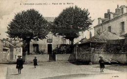 CPA VARADES , Place De La Mairie - Varades