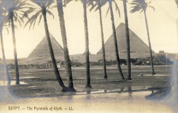 ÉGYPTE - Les Pyramides De Gizè - 2 Scans  (VINTAGE POSTCARD) - Pyramids