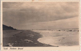 Texel - 'Verlaten Strand'  - Holland/Nederland  (2 Scans) - Texel