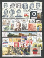 Belgique: Année 2001 ** Avec Les Timbres Des Feuillets Et Carnets - Volledige Jaargang