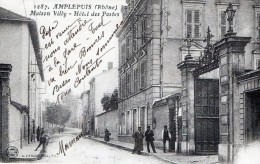 AMPLEPUIS - LA MAISON VILLY - L'HOTEL DES POSTES - BELLE CARTE ANIMEE -  TOP !!! - Amplepuis