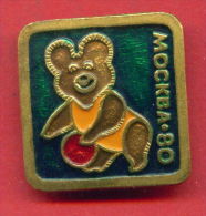 F14 / SPORT - Basketball  Basket-ball  Pallacanestro Misha Bear  1980 Summer XXII Olympics Games Moscow RUSSIA Badge Pin - Basketball