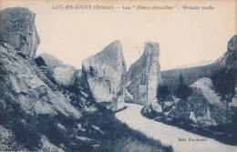 Luc-en-Diois  (26)  "Les Deux Jumelles"  - Grande Route - Luc-en-Diois