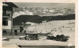 CPSM 38 VILLARD DE LANS SPORTS D HIVER PISTE DES BAINS ET CHAINE DU GERBIER 1954 - Villard-de-Lans