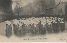 Funérailles De S. E .Le Cardinal  Richard La Cérémonie  Les Soeurs De Saint Vincent De Paul - Funerali