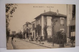 BLANC-MESNIL  ---Route  Pavée - Le Blanc-Mesnil
