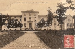 D60 - ATTICHY - L'HOPITAL - LA FACADE - FONDATION PILLET-WILL  - état Voir Descriptif - Attichy