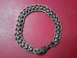 ANCIEN BRACELET EN ARGENT - Armbänder