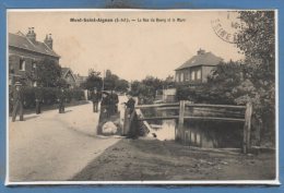 76 - MONT SAINT AIGNAN -- La Rue Du Bourg Et La Mare - Mont Saint Aignan