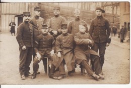 Carte Postale Photo Allemand-Camp Prisonnier Français Escouade 156-Kriegs-Gefangenenlager Stuttgart II-Briefstempel - Stuttgart