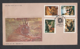 Delcampe - INDIA, 1976, FDC,  Indian Wildlife, Wild Life, Set 4 V, Animals, Deer, Lion, Leopard,  Bombay Machine  Cancellation - FDC