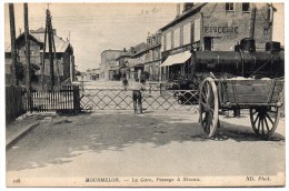 MOURMELON : La Gare , Passage à Niveau - Mourmelon Le Grand