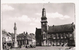 BAVAY (NORD)  13 L'HOTEL DE VILLE ET LA COLONNE BRUNEHAUT - Bavay