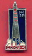 F515 / SPACE - RUSSIA - Soyuz 4  Was Launched On January 14, 1969 -  Badge Pin - Ruimtevaart