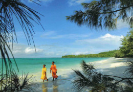 Entier Postal De 2013 Sur CP "Lifou : Femmes Sur La Plage De Luengoni" - Enteros Postales