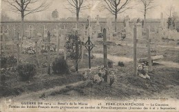 Guerre De 14     FERE - CHAMPENOISE  Le Cimetière - Cimetières Militaires