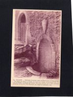 Delcampe - 45922    Francia,  Falaise,  Fontaine D"Arlette, Mere De Guillaume Le Conquerant,  NV - Falaise