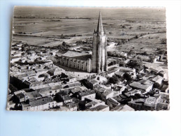 Carte Postale Ancienne : MARENNES : Vue Aérienne , Au Centre L'Eglise En 1955 - Marennes