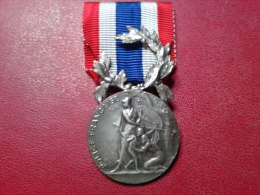 MEDAILLE ; POLICE FRANCAISE - Police & Gendarmerie