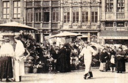 BRUXELLES - Grand´Place - Marché - Maison Des Corporations - Brussel  // - Marchés