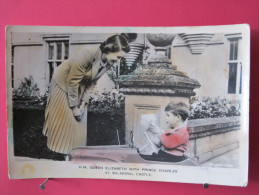 Ecosse - H. M. Queen Elizabeth With Prince Charles At Balmoral Castle - Scans Recto-verso - Aberdeenshire