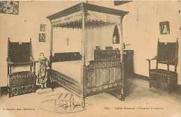 Fev14 678: Vic-sur-Seille  -  Vieille Monnaie  -  Chambre à Coucher - Vic Sur Seille